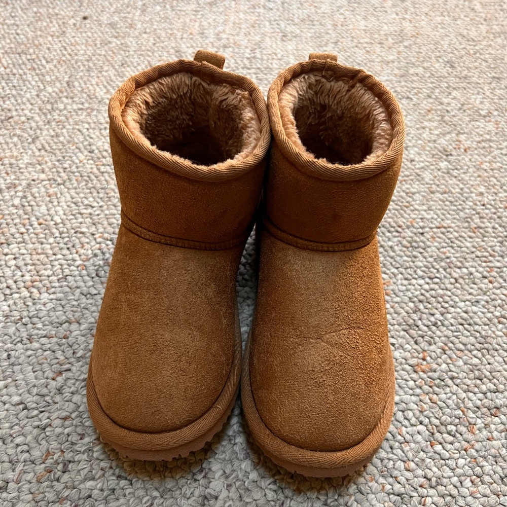Kids boots